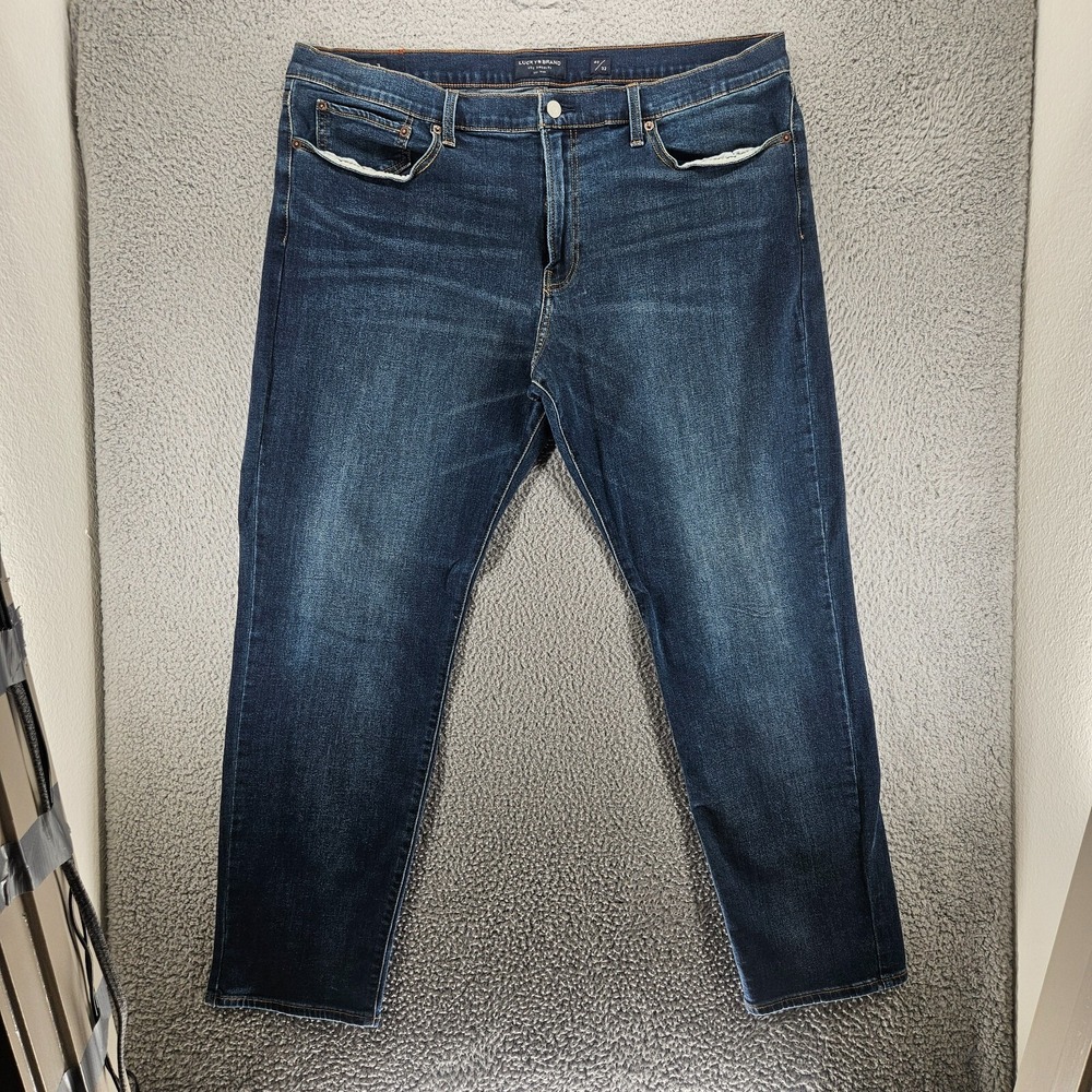 Lucky Brand Jeans Men Size 40x32 121 Slim Straight Blue Denim Zip Fly Stretch